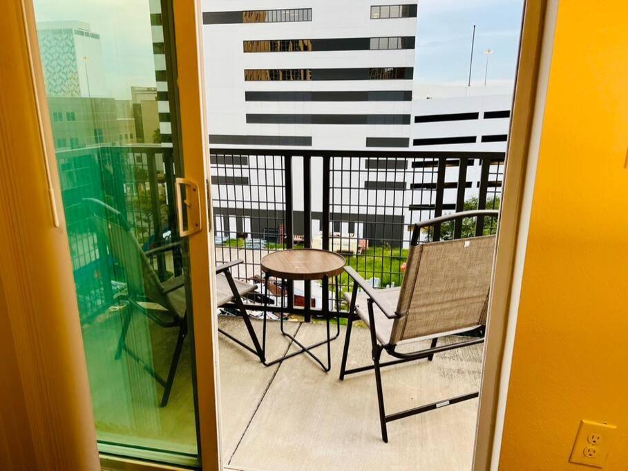 Apto 1 Bed - Kitchen - Free Parking Appartement Houston Buitenkant foto