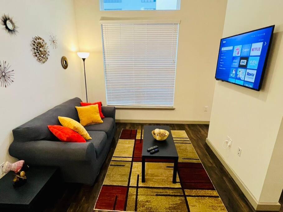 Apto 1 Bed - Kitchen - Free Parking Appartement Houston Buitenkant foto