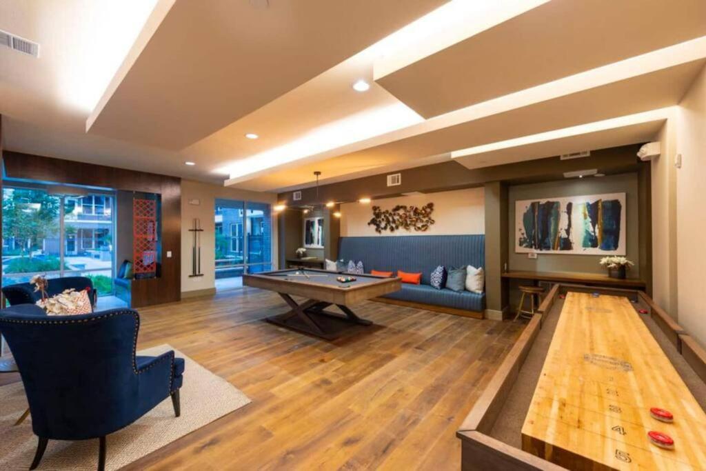 Apto 1 Bed - Kitchen - Free Parking Appartement Houston Buitenkant foto