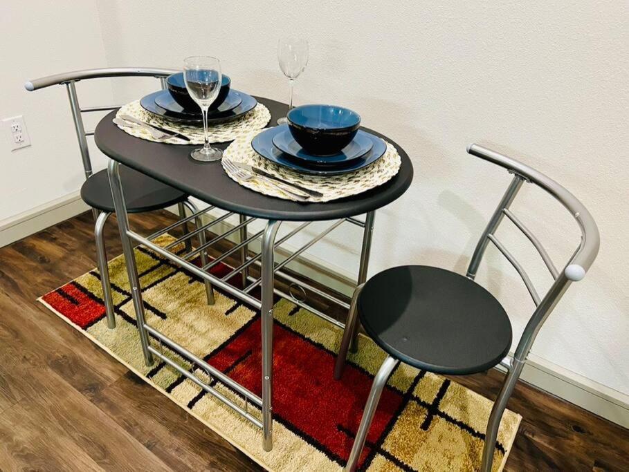 Apto 1 Bed - Kitchen - Free Parking Appartement Houston Buitenkant foto