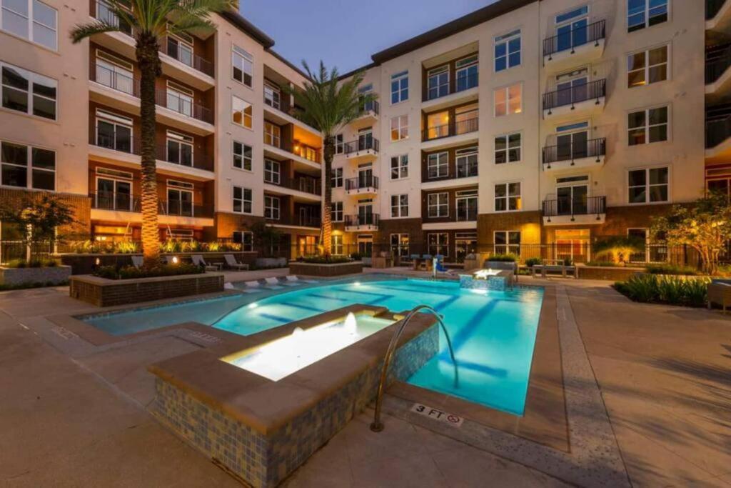 Apto 1 Bed - Kitchen - Free Parking Appartement Houston Buitenkant foto