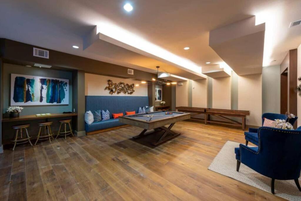 Apto 1 Bed - Kitchen - Free Parking Appartement Houston Buitenkant foto